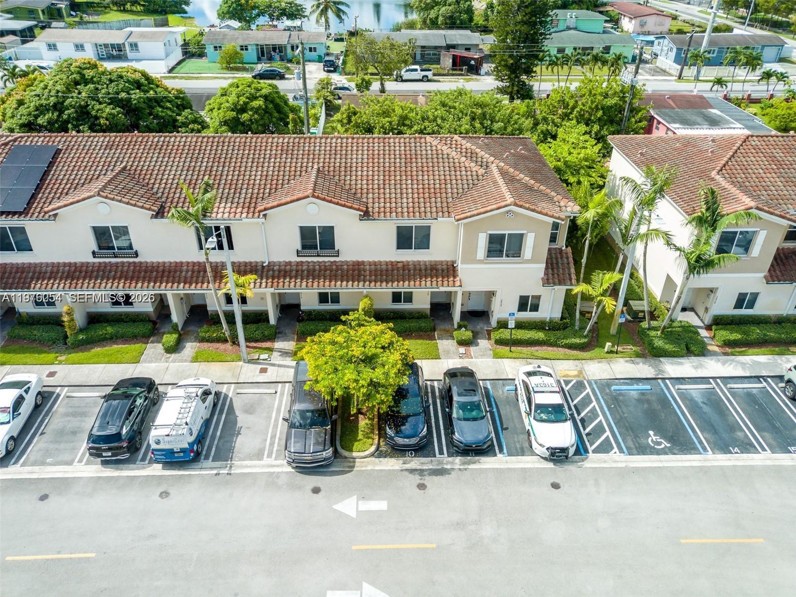 PRINCETON - Residential