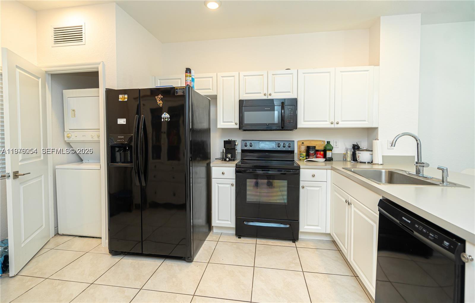 PRINCETON - Residential