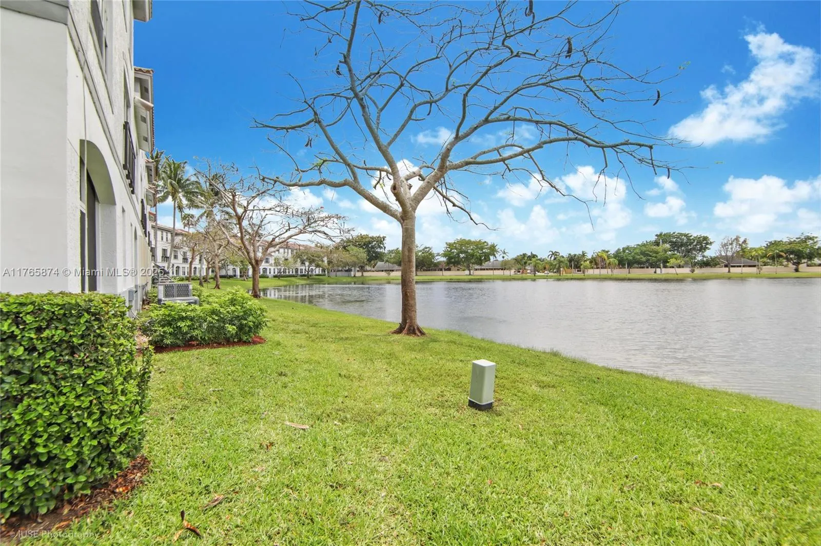 Sunrise, Florida 33325, United States, 3 Bedrooms Bedrooms, ,3 BathroomsBathrooms,Residential,Active,91271