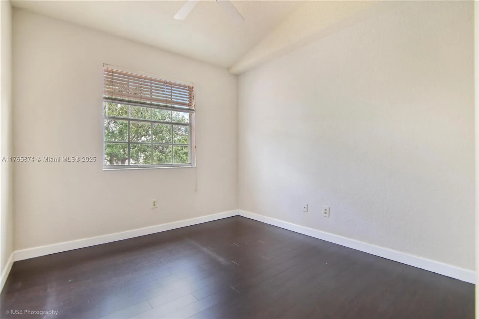 Sunrise, Florida 33325, United States, 3 Bedrooms Bedrooms, ,3 BathroomsBathrooms,Residential,Active,91271