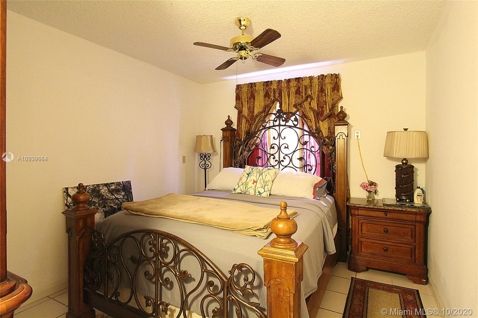 KENMORE VILLAS - Residential