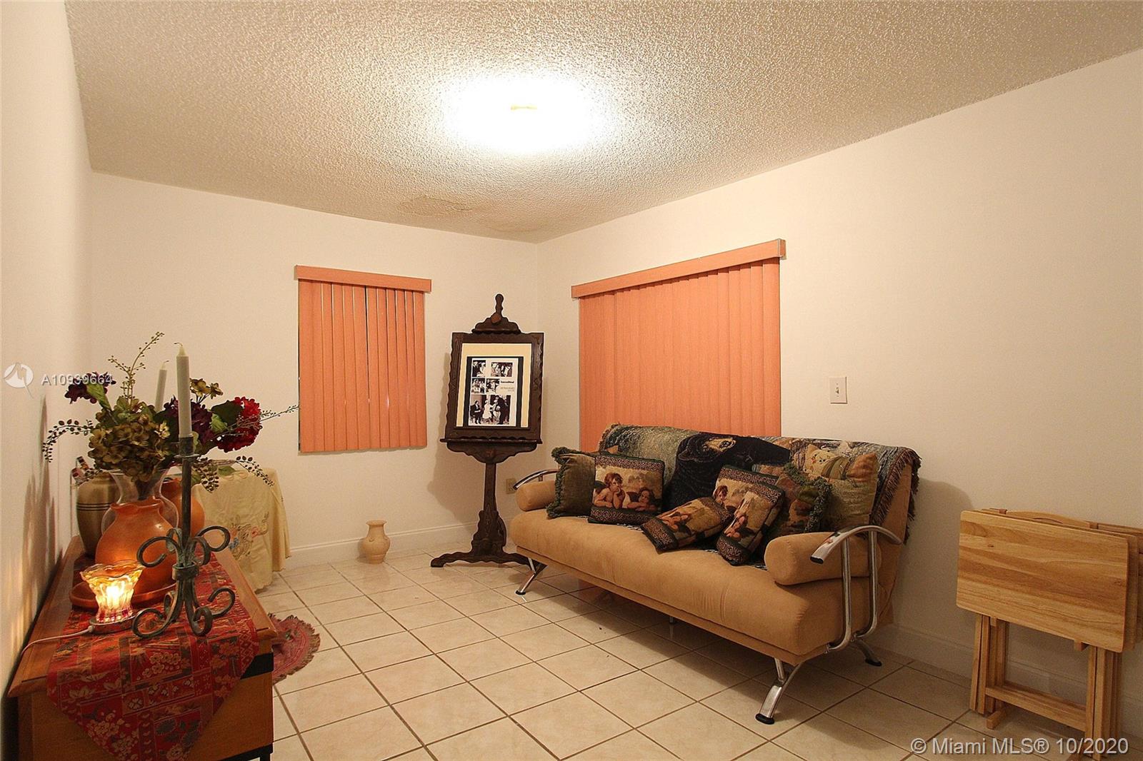 KENMORE VILLAS - Residential