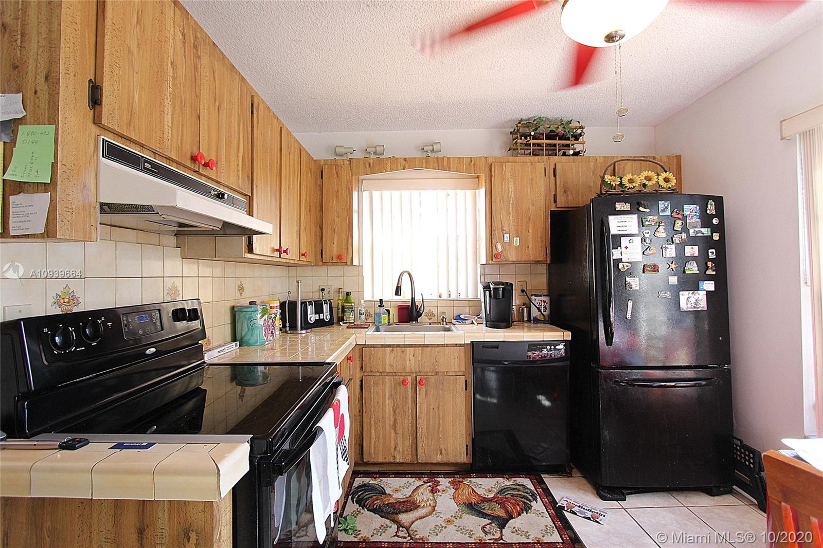 KENMORE VILLAS - Residential