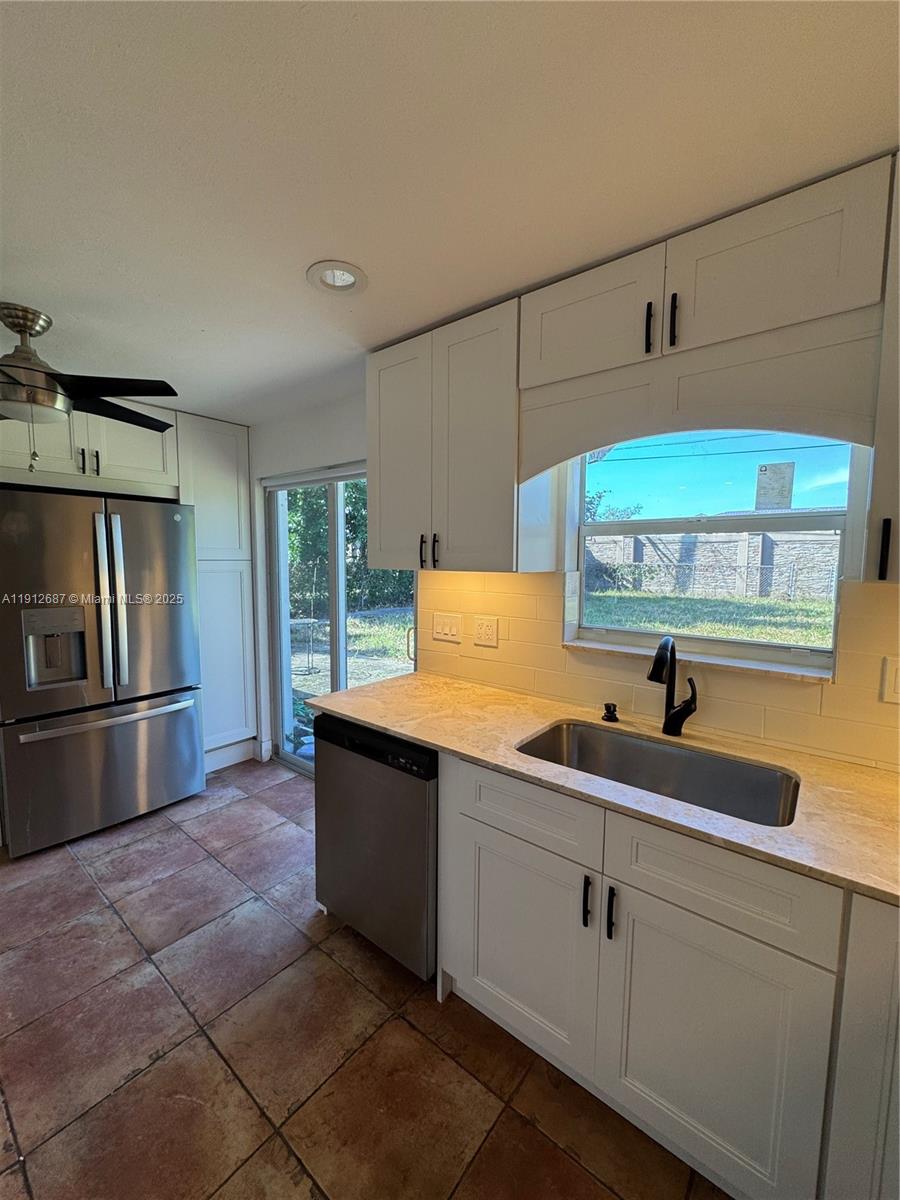 PLAYLAND ESTATES SEC 2 - Residential Lease