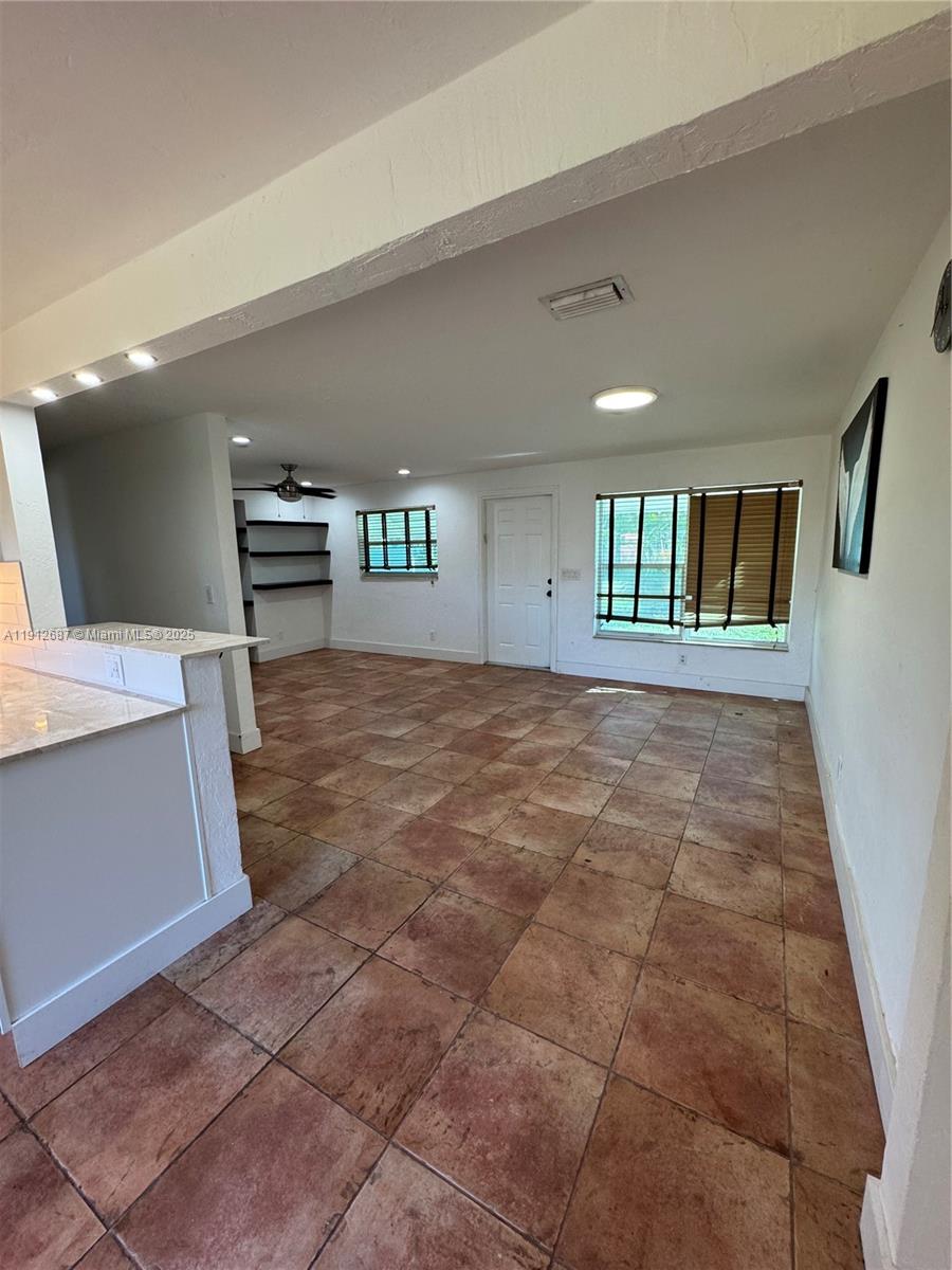 PLAYLAND ESTATES SEC 2 - Residential Lease