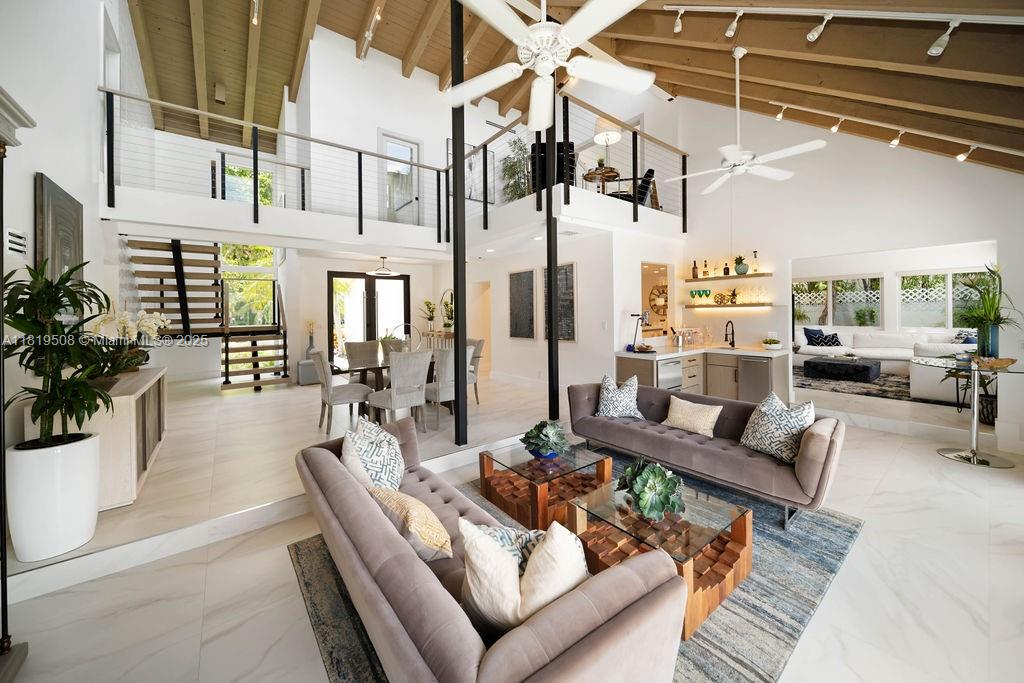 RIO VISTA ISLES - Residential Lease