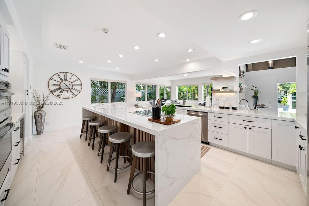 RIO VISTA ISLES - Residential Lease