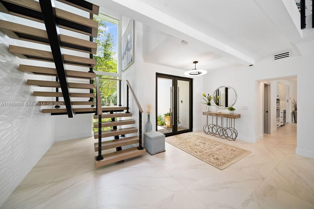 RIO VISTA ISLES - Residential Lease