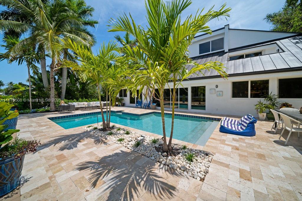 RIO VISTA ISLES - Residential Lease