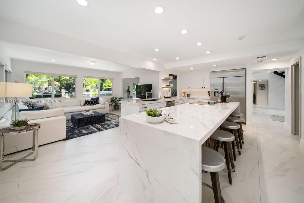 RIO VISTA ISLES - Residential Lease
