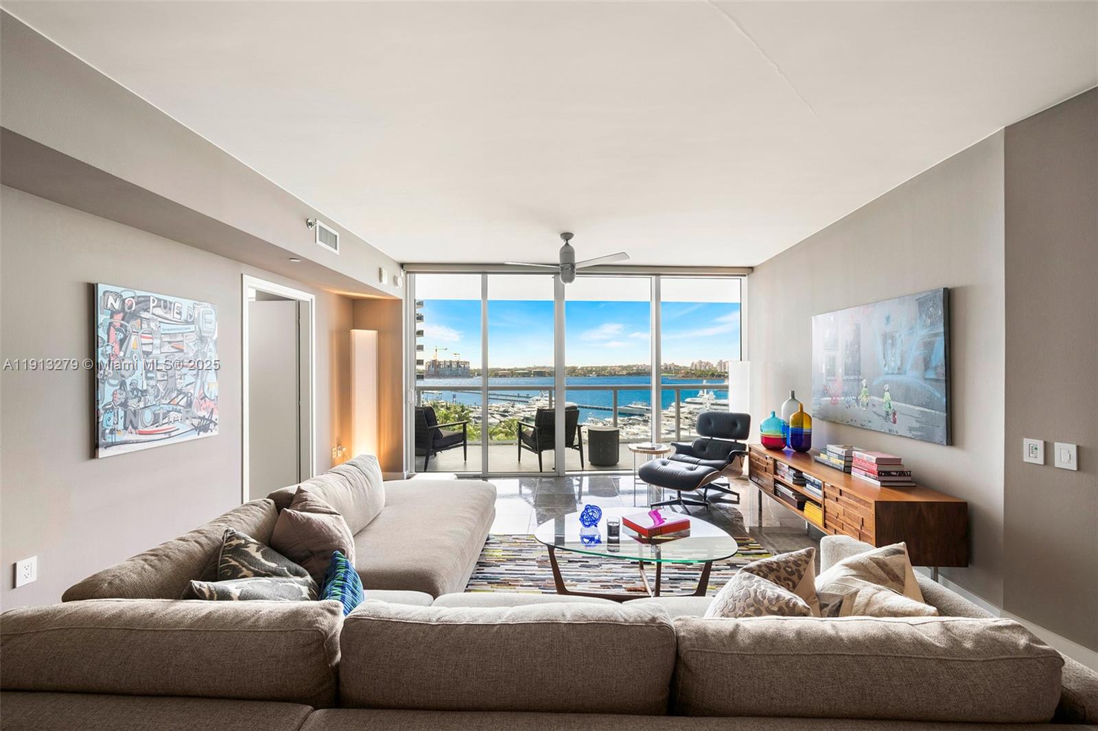 ICON CONDO - Residential