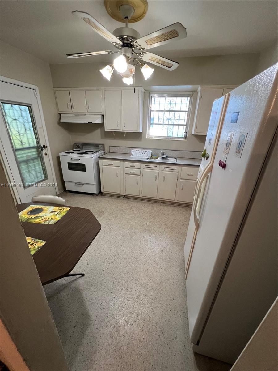 CORAL GABLES GRANADA SEC - Residential