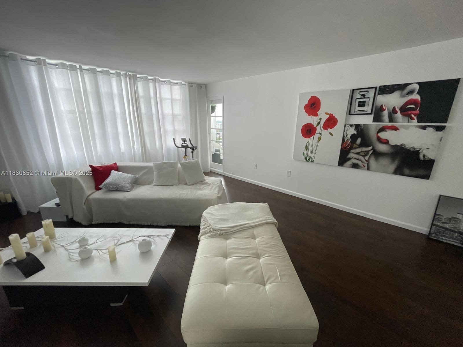 SPACIOUS VERY AIRY FULLY FURNISHED 1 BED, 1/1 BATH APARTMENT IN THE HEART OF AVENTURA. UNIT IS VERY MAINTAINED, FRESHLY PAINTED WITH TONS OF LIGHT AND BIG TERRACE. WALKABLE DISTANCE TO GROCERY< RESTAURANTS, BANKS AND TRANSPORTATION. AVENTURA MALL JUST MINUTES AWAY.
RESIDENCE IS IN FULL SERVICE CONDOMINIUM WITH 2 POOLS, GYM, TENNIS COURTS, DECK AREA, VERY SAFE. HIGH RATED SCHOOL DISTRICT.
AVAILABLE FOR ANNUAL RENT FROM 1st OF SEP 2025
EASY TO SHOW