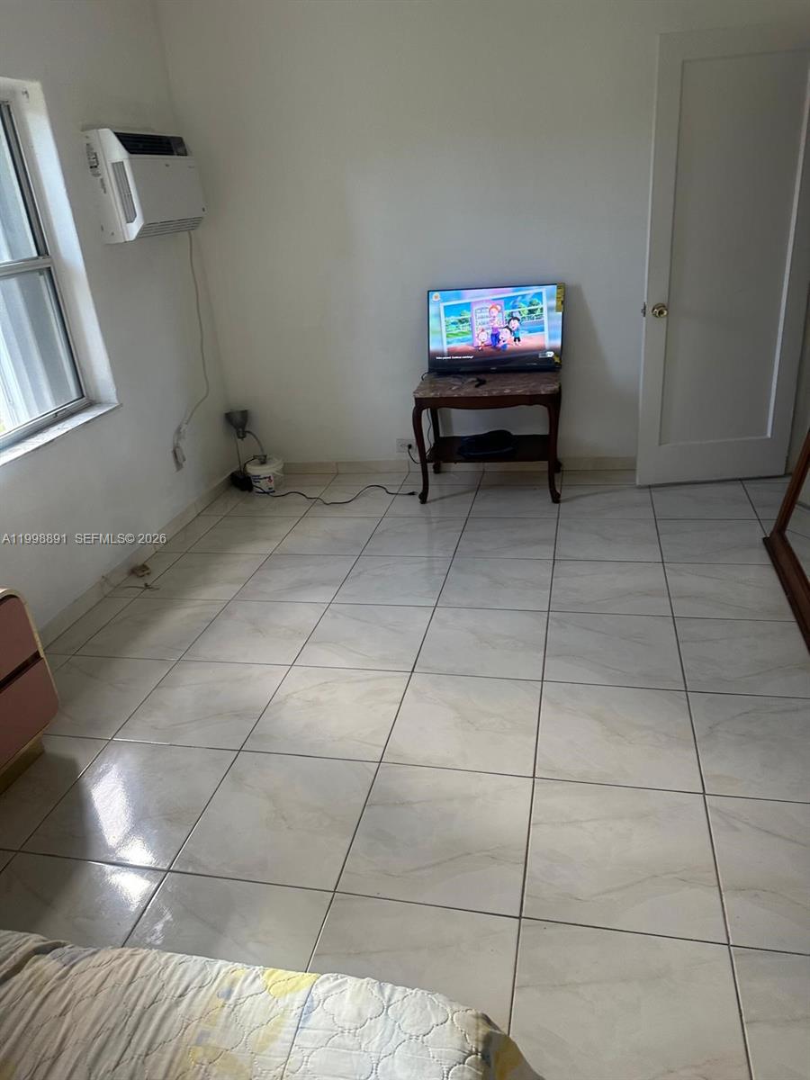 BUNCHE PARK - Residential