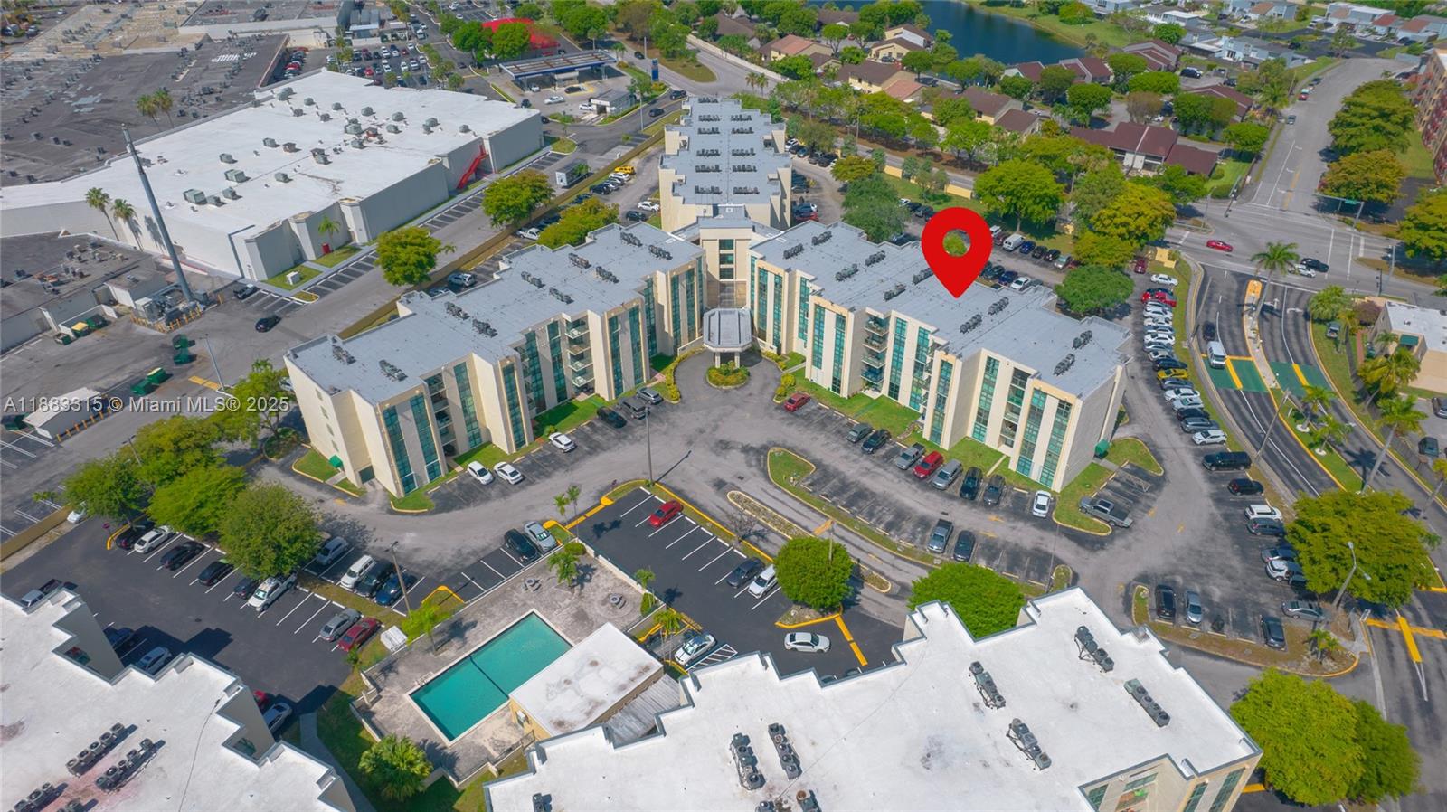 INTERNATIONAL TOWERS COND - Residential Lease
