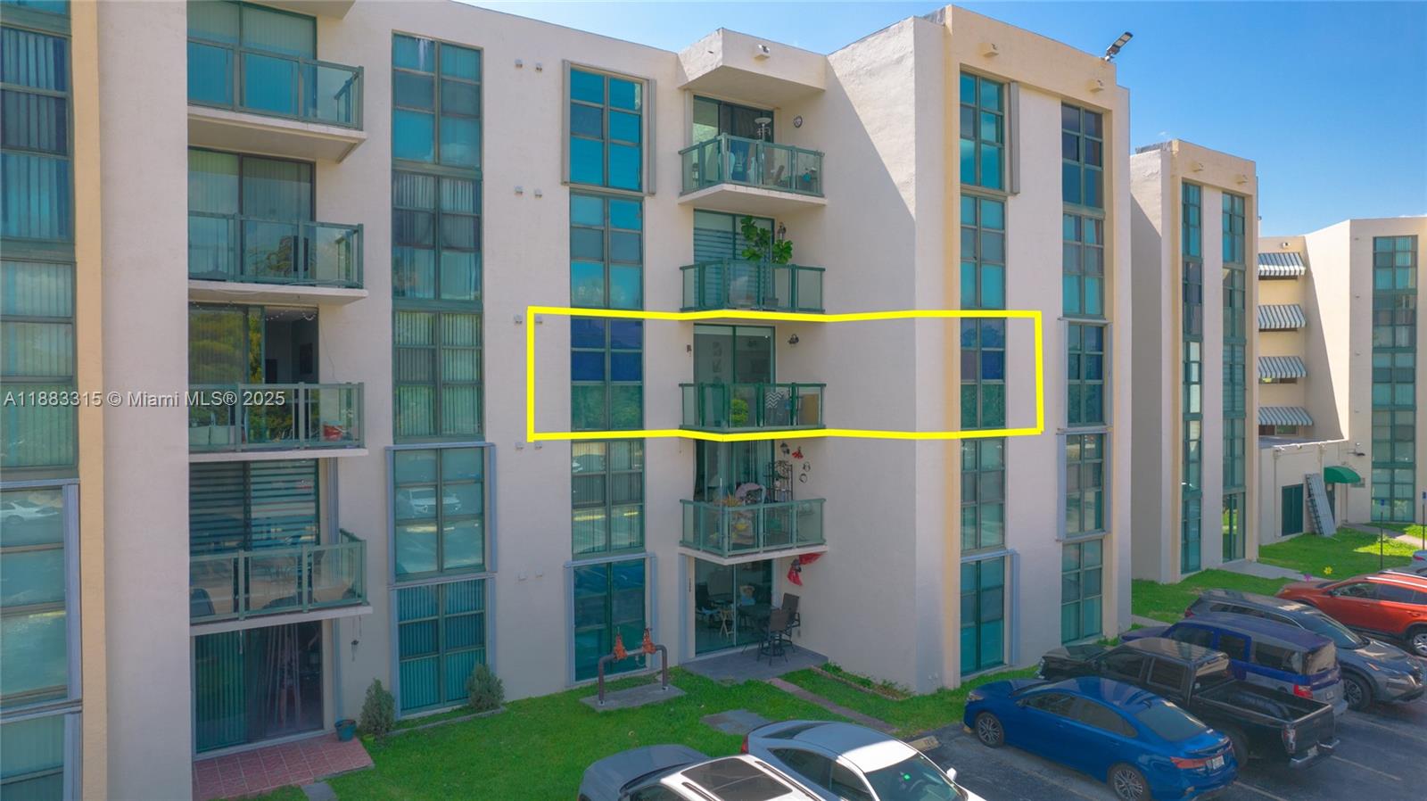 INTERNATIONAL TOWERS COND - Residential Lease