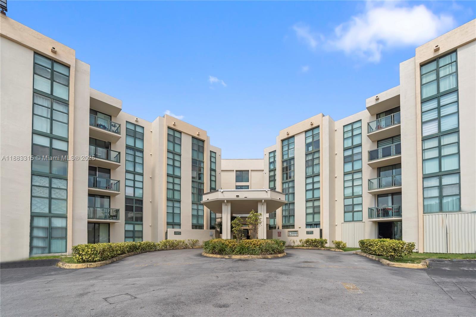 INTERNATIONAL TOWERS COND - Residential Lease