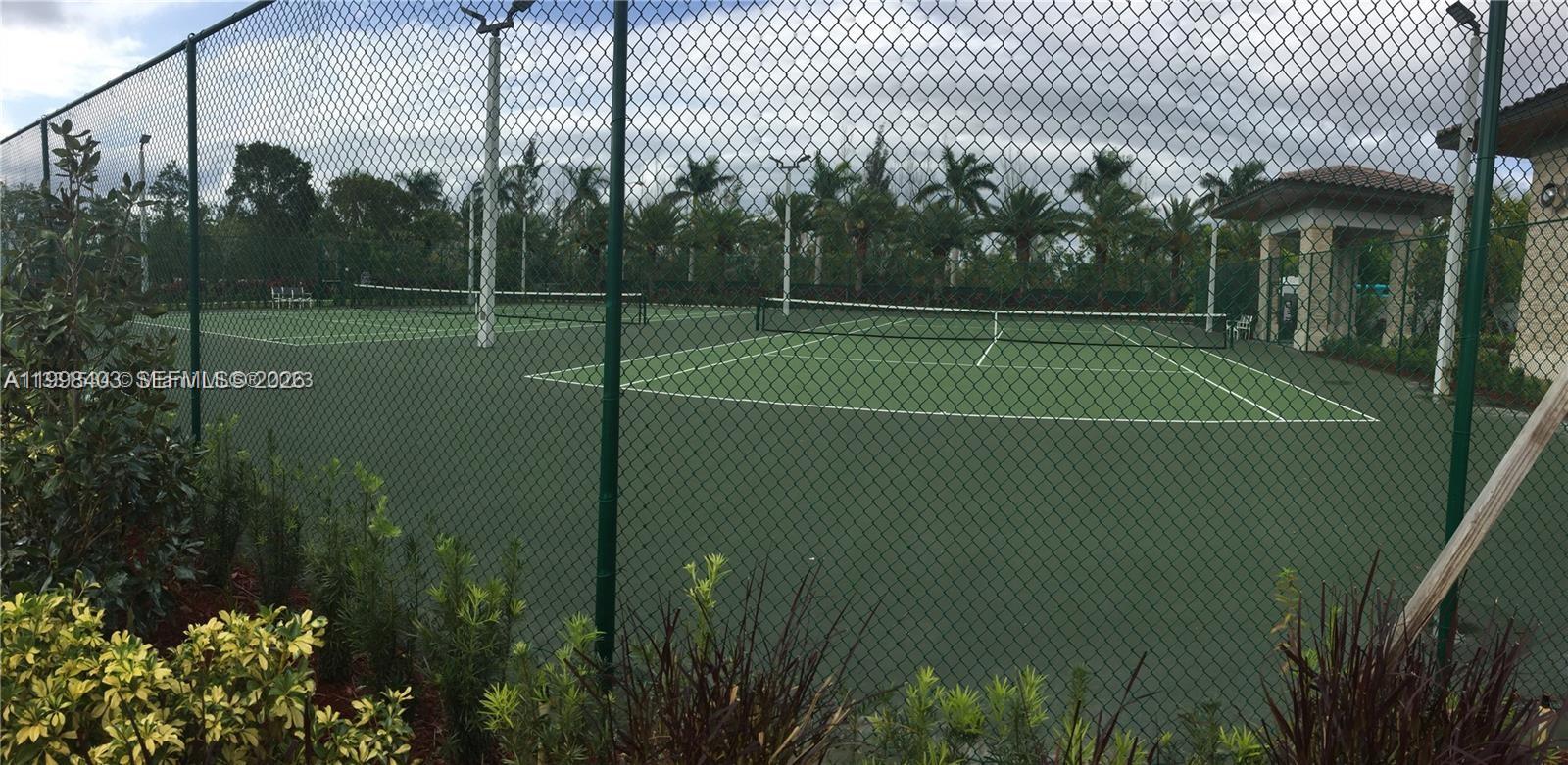 ADAGIO AT CENTRAL PARK CO - Residential Lease