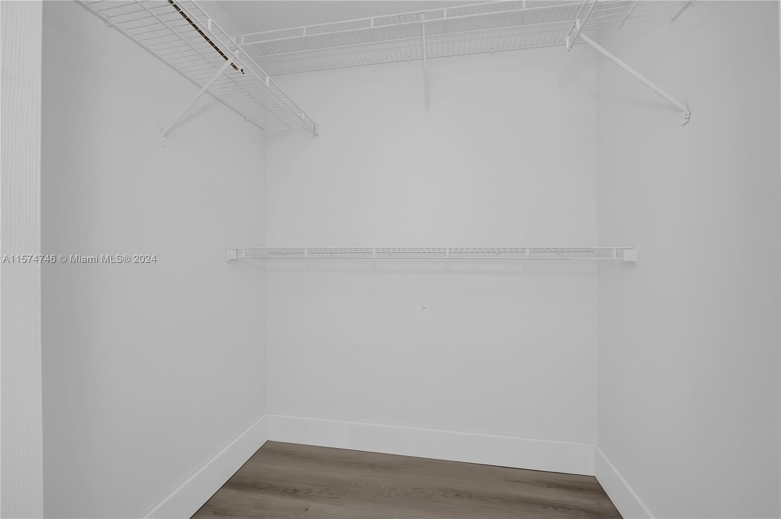 MI PRIMERA ILUSION CONDO - Residential