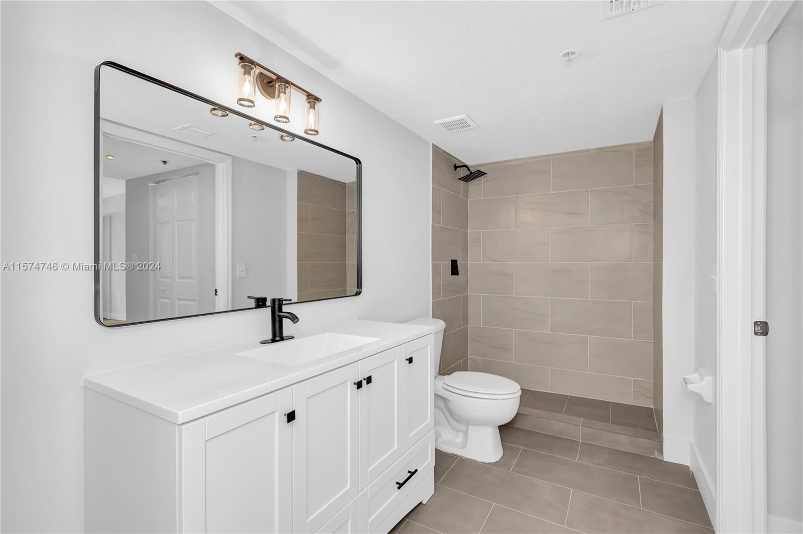 MI PRIMERA ILUSION CONDO - Residential