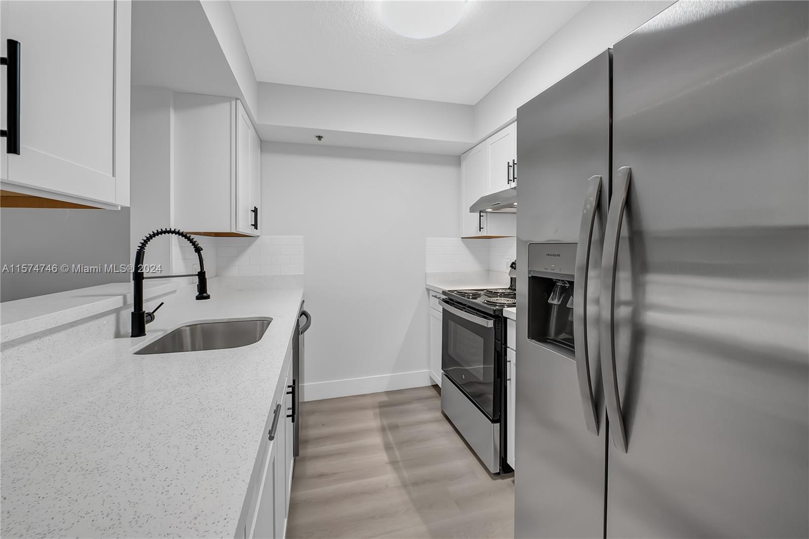 MI PRIMERA ILUSION CONDO - Residential