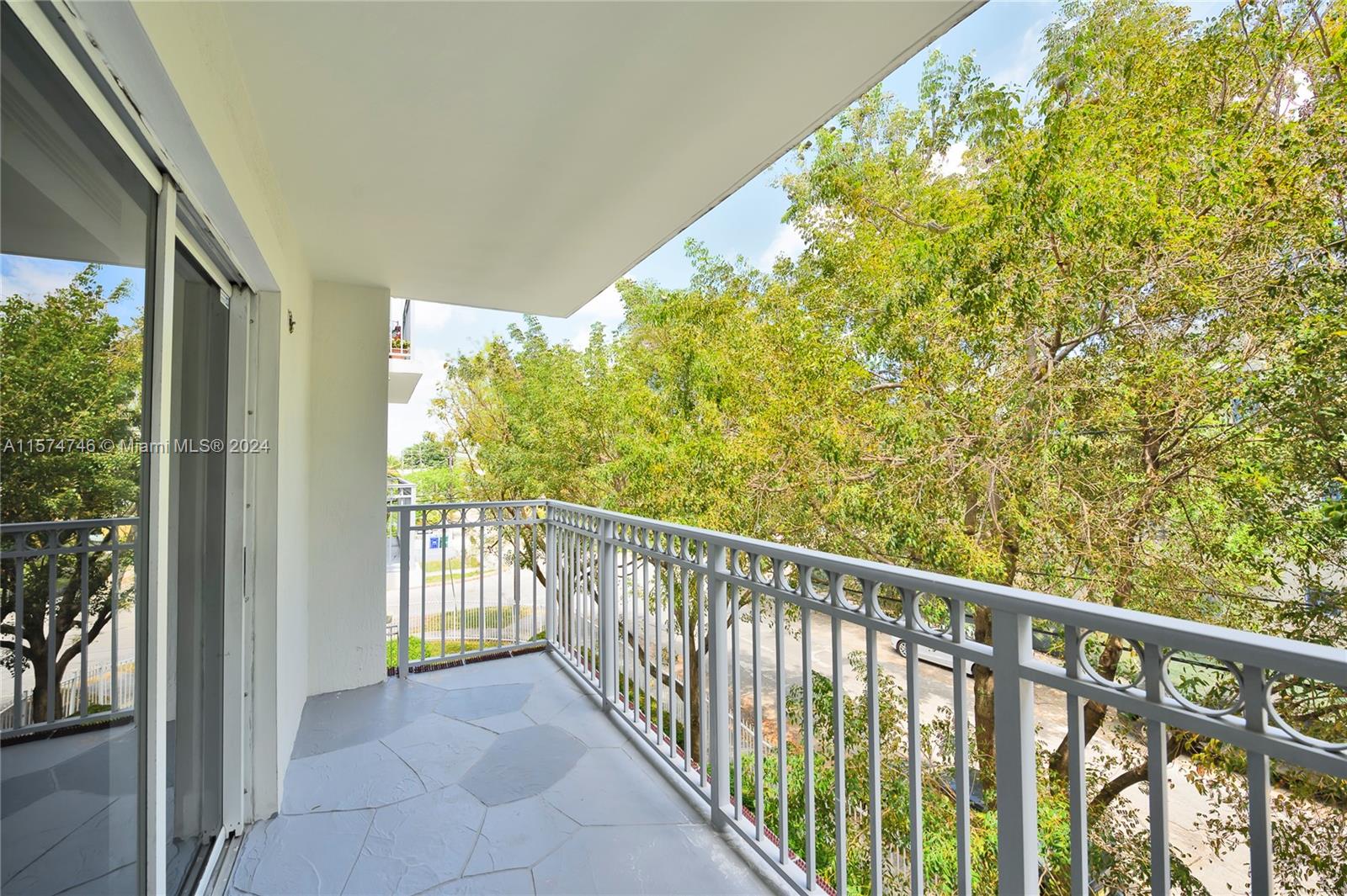 MI PRIMERA ILUSION CONDO - Residential