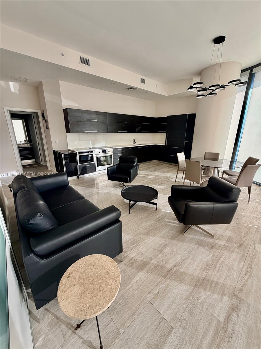 BRICKELL HEIGHTS EAST CON - Residential