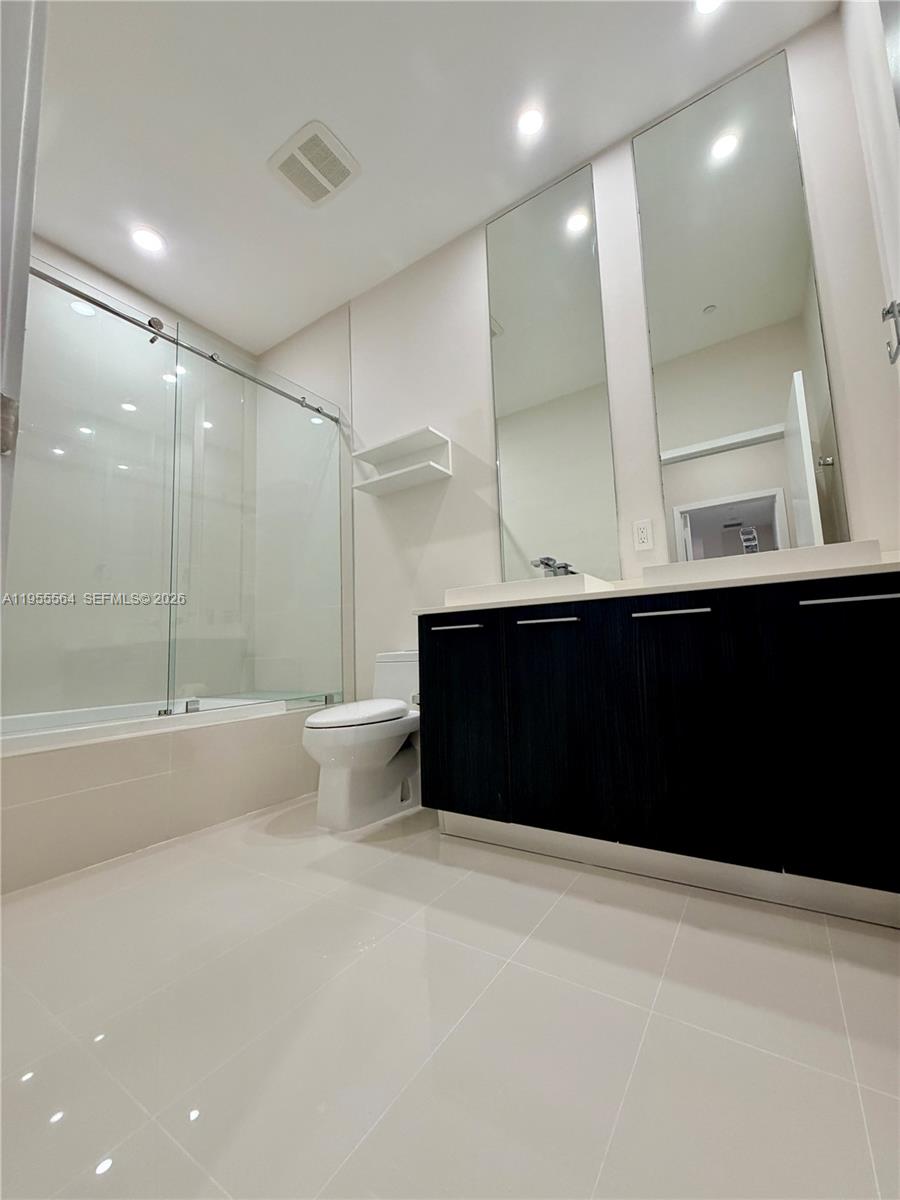 BRICKELL HEIGHTS EAST CON - Residential