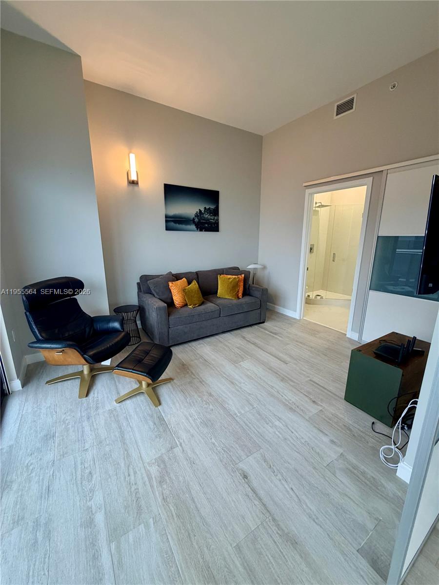 BRICKELL HEIGHTS EAST CON - Residential