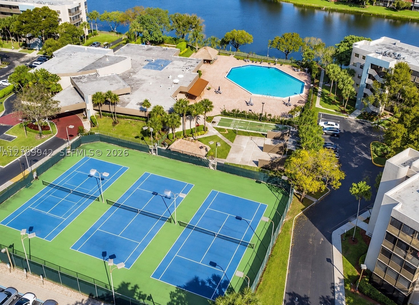 1101 Colony Point Cir 423