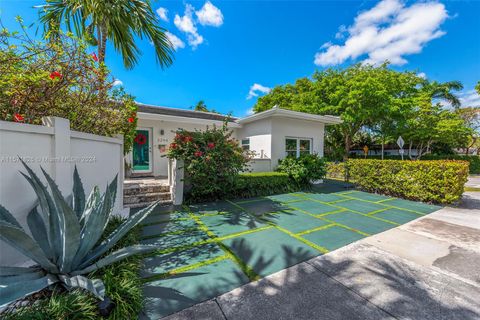 Single Family Residence in Miami FL 2294 25th St St.jpg