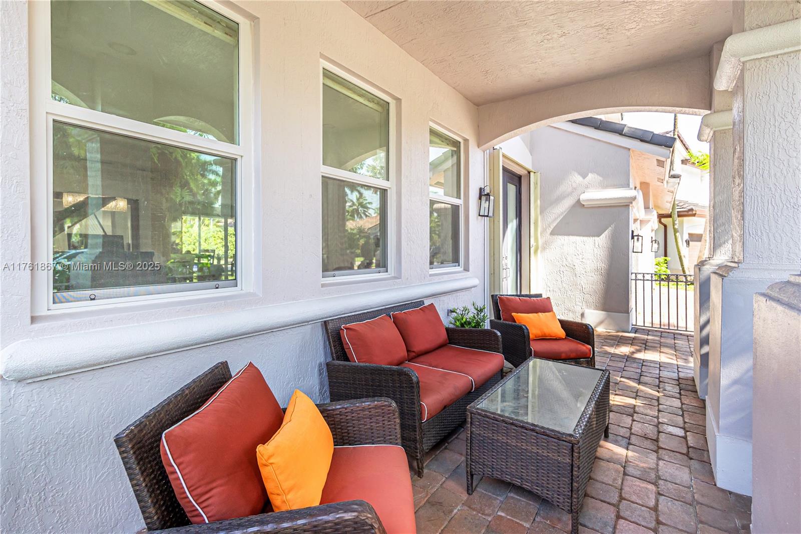 1879 Hidden Trail Ln