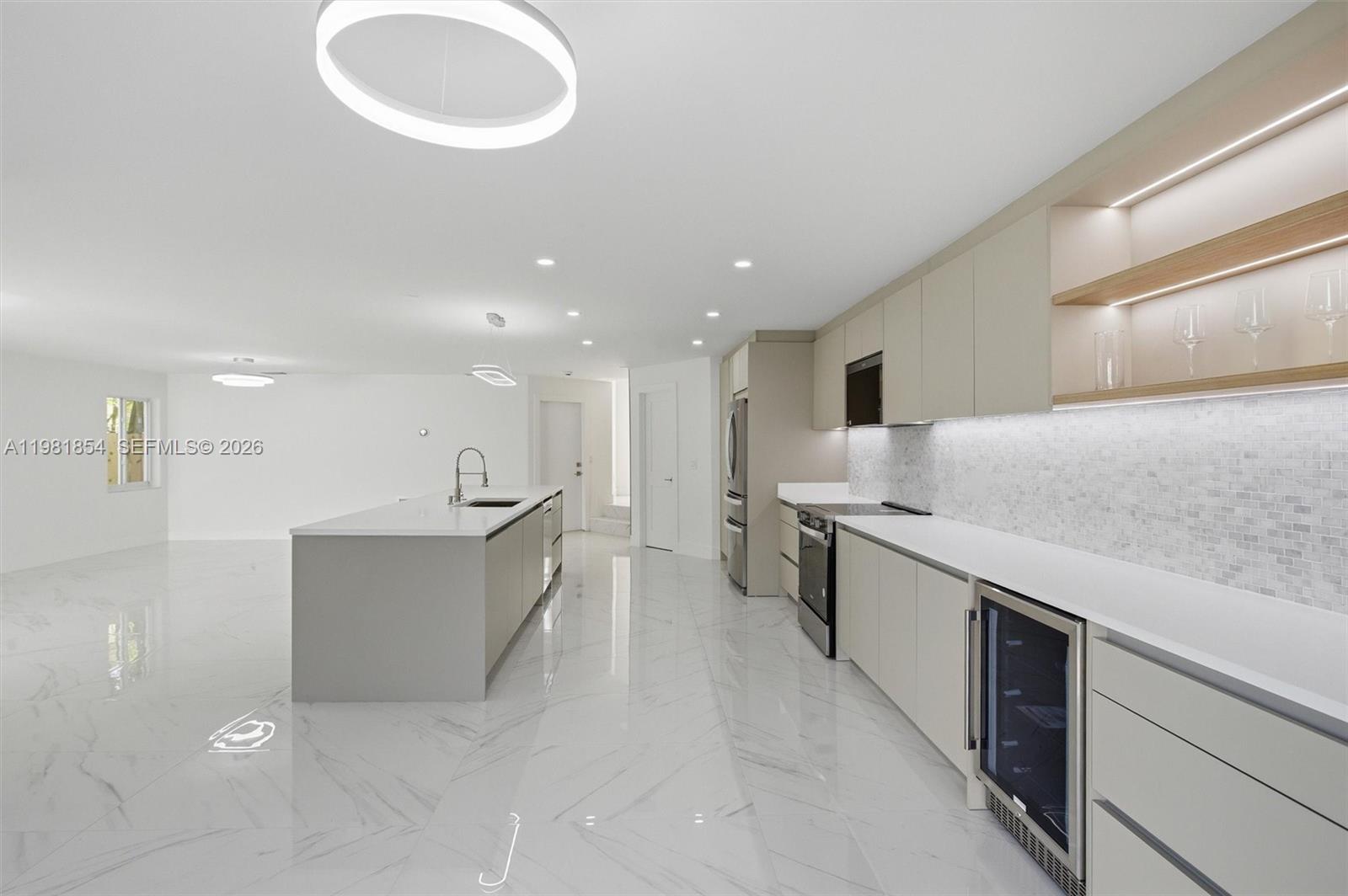 CHARLESTOWNE - Residential