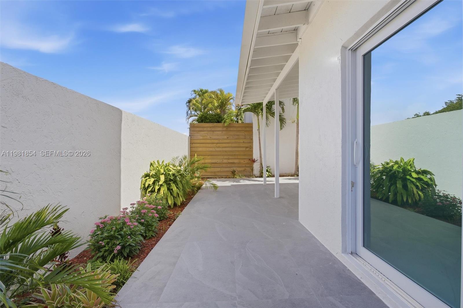 CHARLESTOWNE - Residential