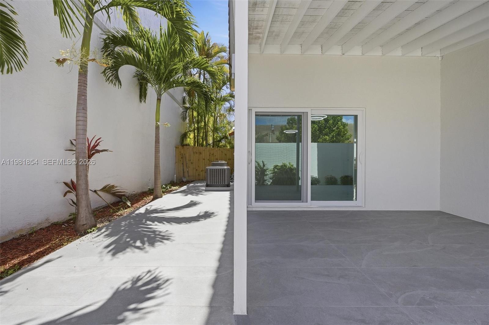 CHARLESTOWNE - Residential