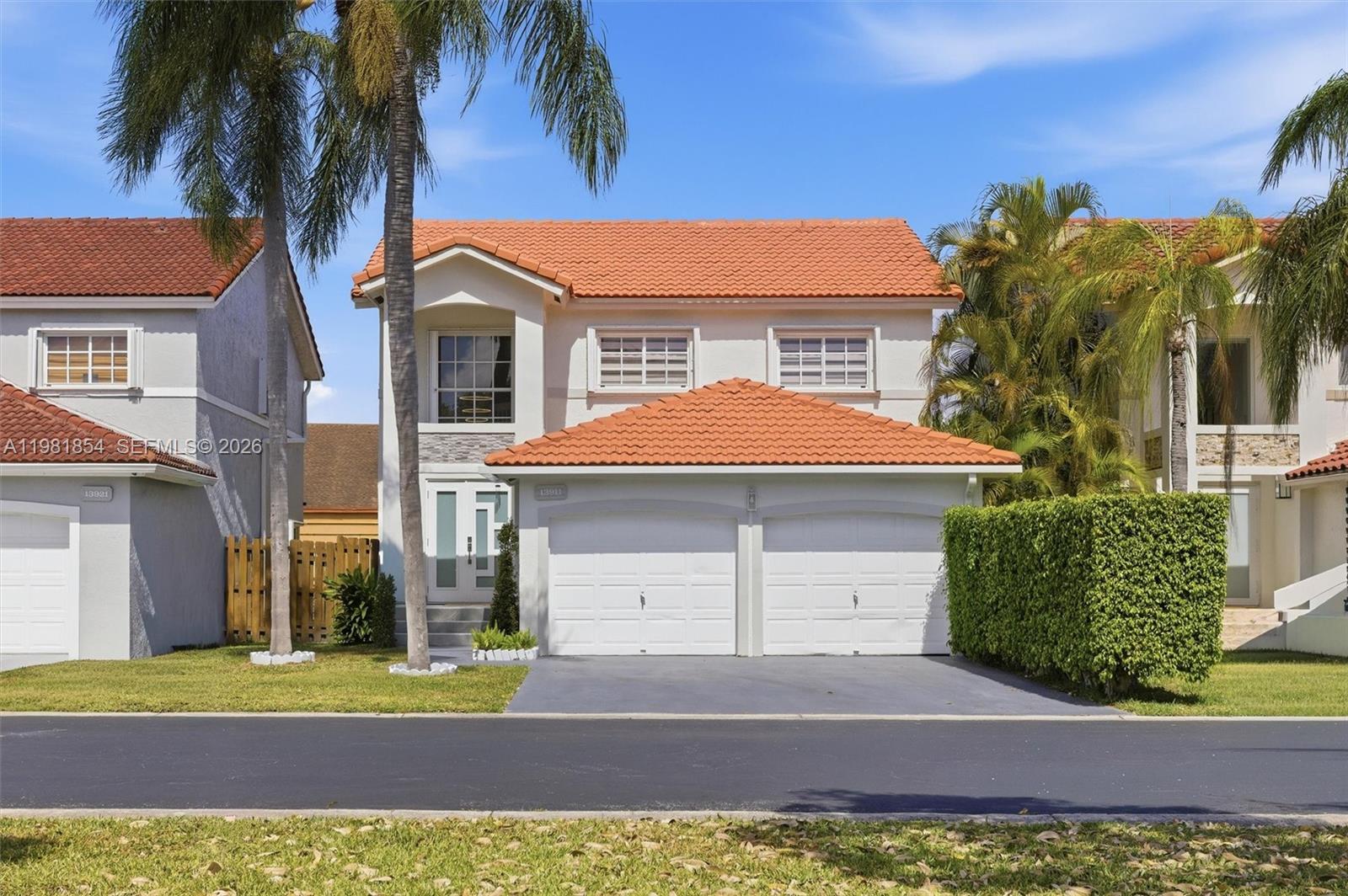 CHARLESTOWNE - Residential