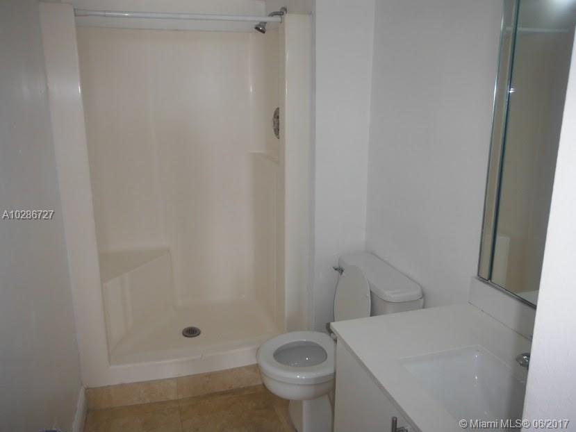 SAILBOAT CAY CONDO - Residential Lease