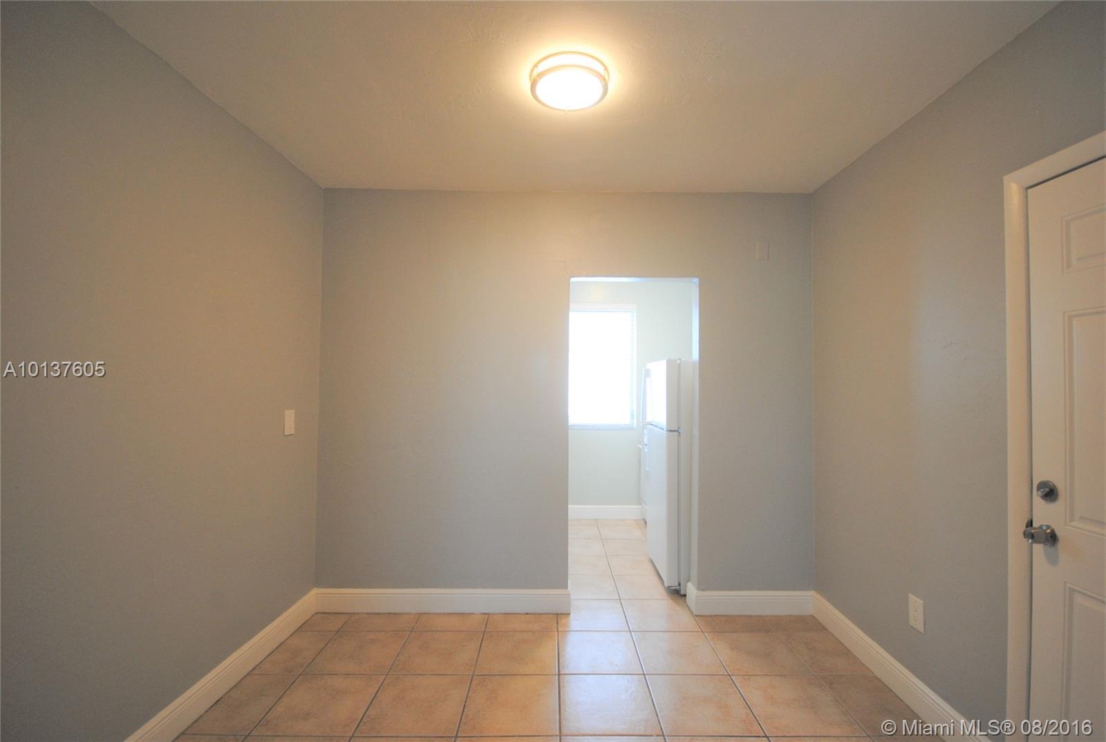 ALTOS DEL MAR NO 3 - Residential Lease