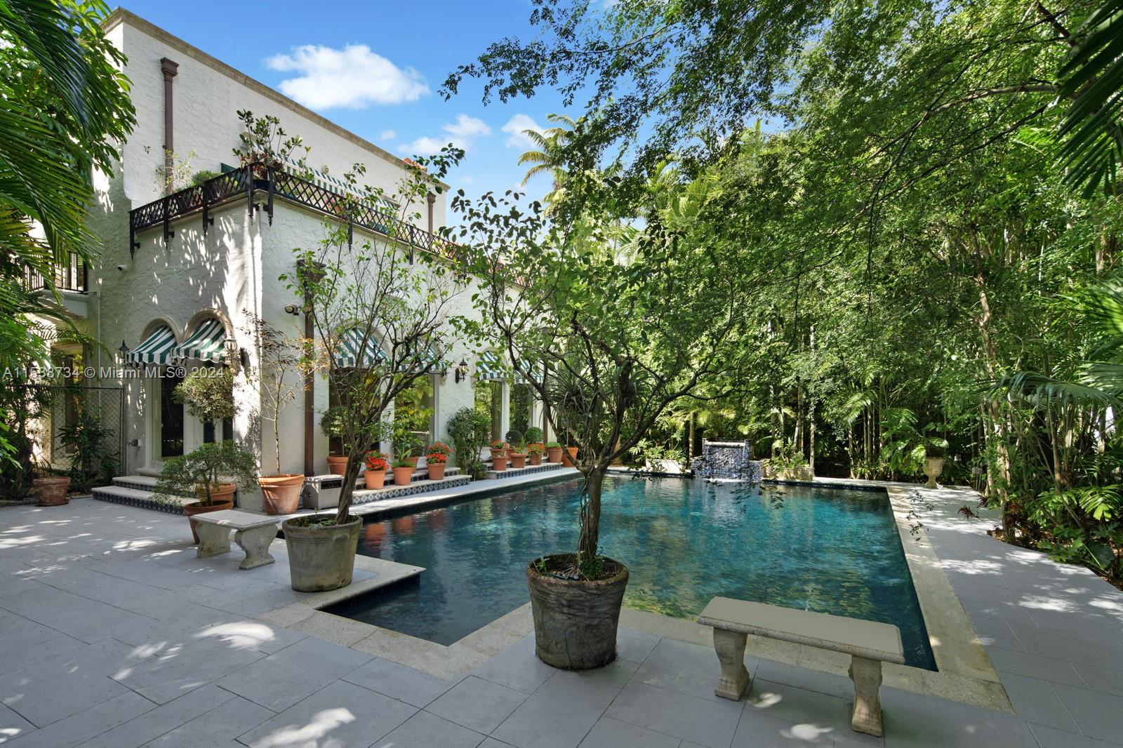 COCONUT GROVE PK 2ND AMD - Residential