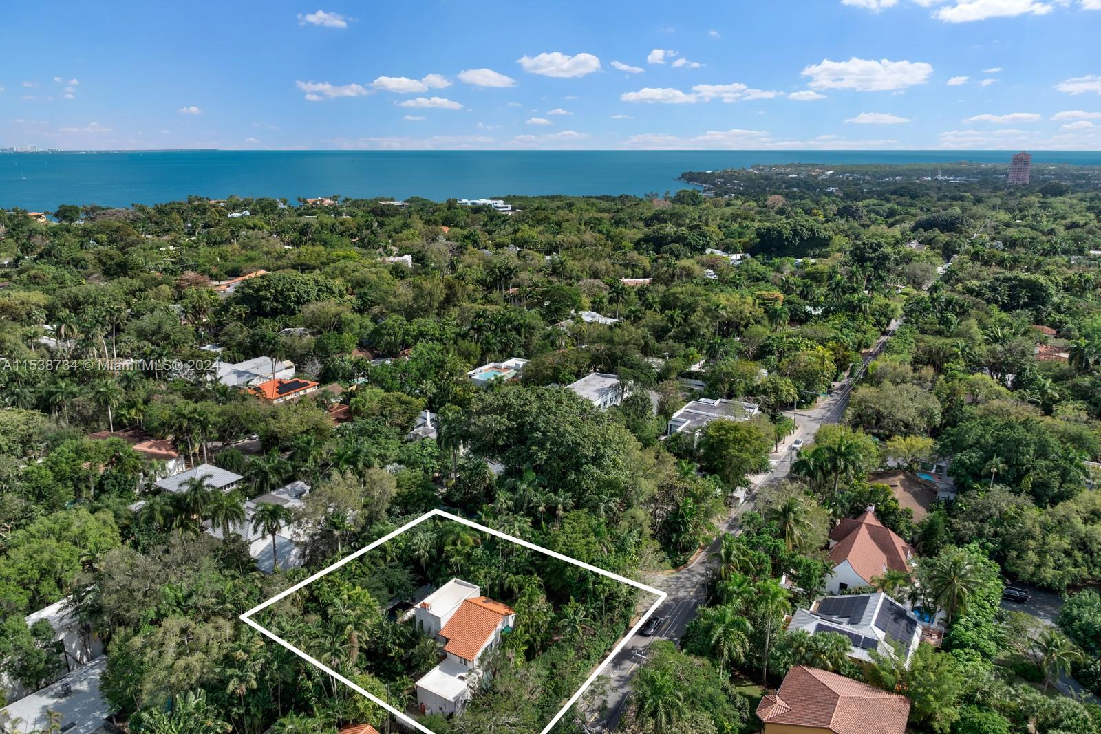 COCONUT GROVE PK 2ND AMD - Residential