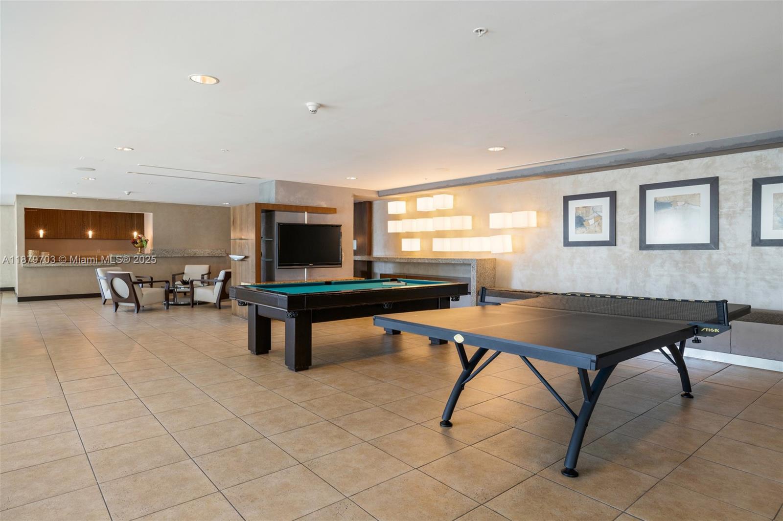 INFINITY AT BRICKELL COND - Residential Lease