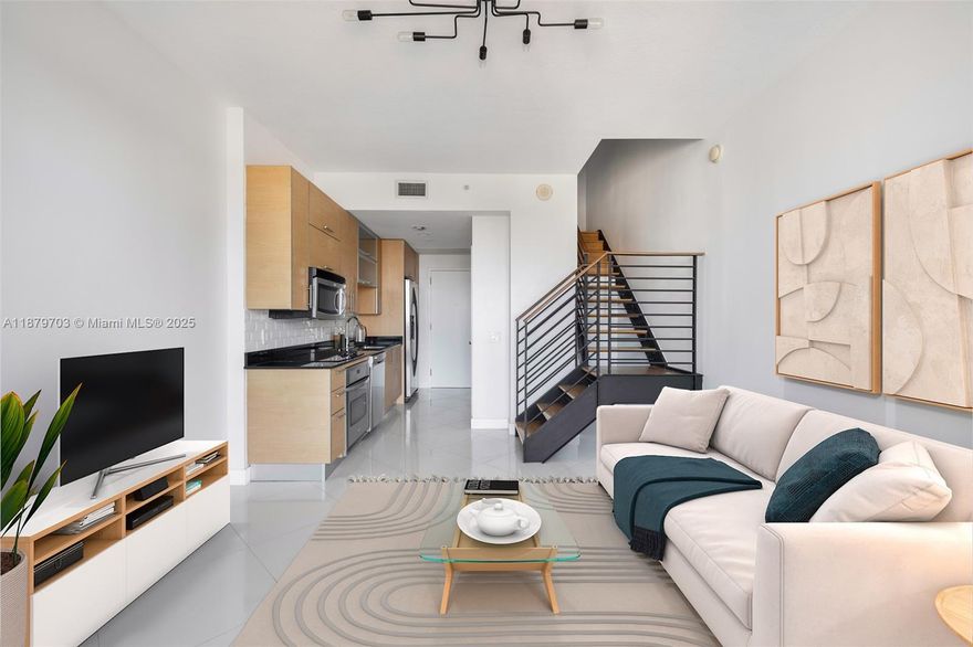 Nestled just a block from Brickell's vibrant heart, this charming, well managed building offers the perfect location with amazing amenities. Walkable to Brickell's best restaurants and shops, this building is a quaint haven with 24-hour security. The 1-bed, 1.5 bath 2-story duplex boasts mesmerizing city and water views from both upstairs and downstairs balconies. Indulge in the convenient lobby cafe's delicious offerings. 1 parking spot included plus valet services available. This meticulously well kept residence harmonizes location, amenities, and charm.