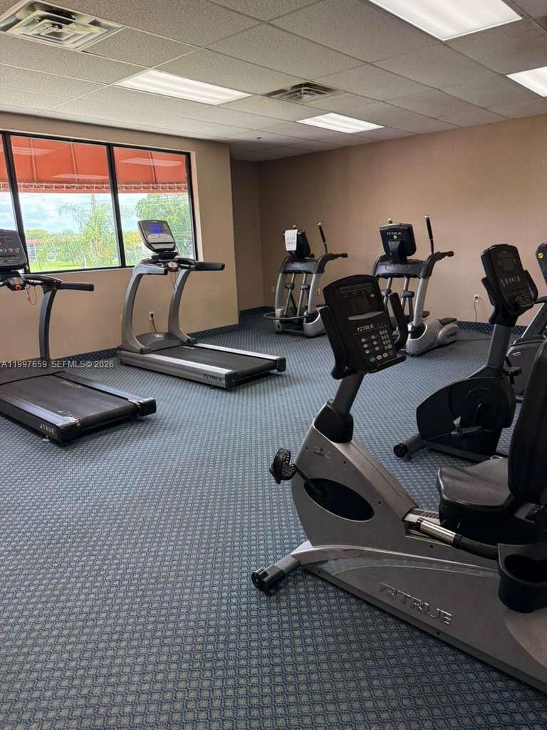 HOLLYBROOK GOLF AND - Residential Lease