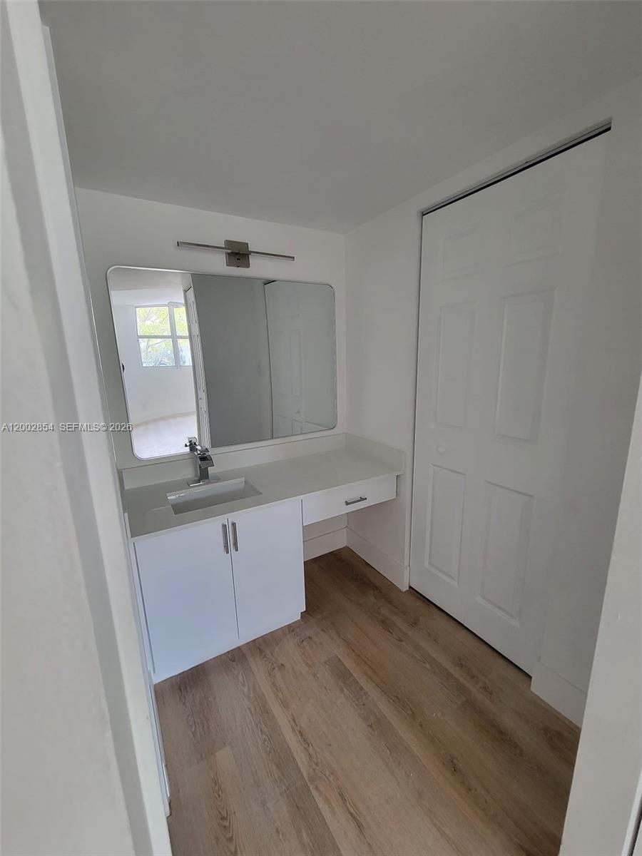 REEF NORTH CONDO - Residential Lease