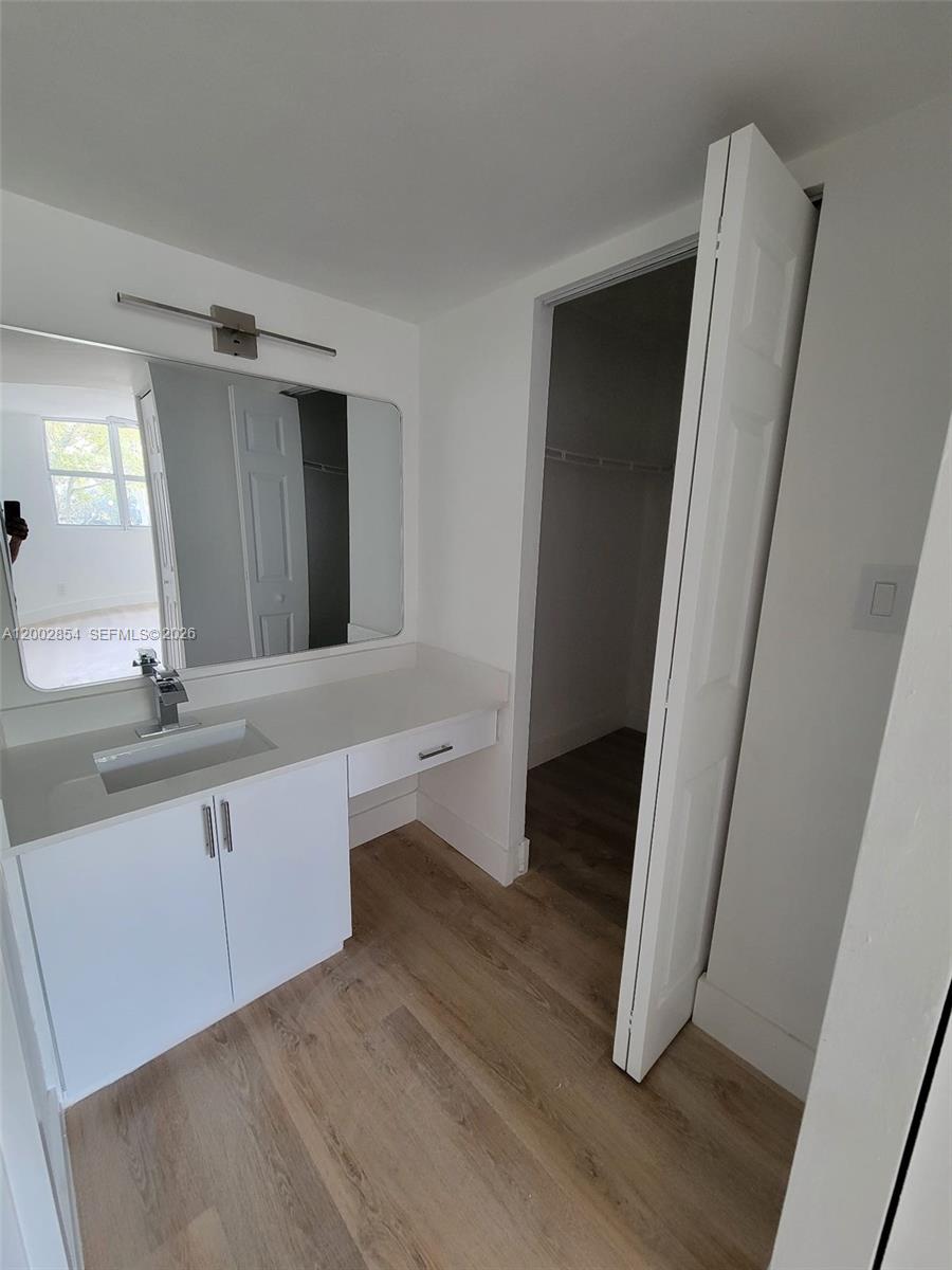 REEF NORTH CONDO - Residential Lease