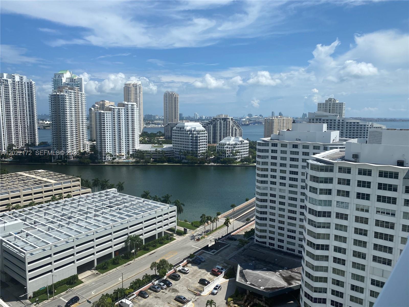 THE PLAZA 851 BRICKELL CO - Residential