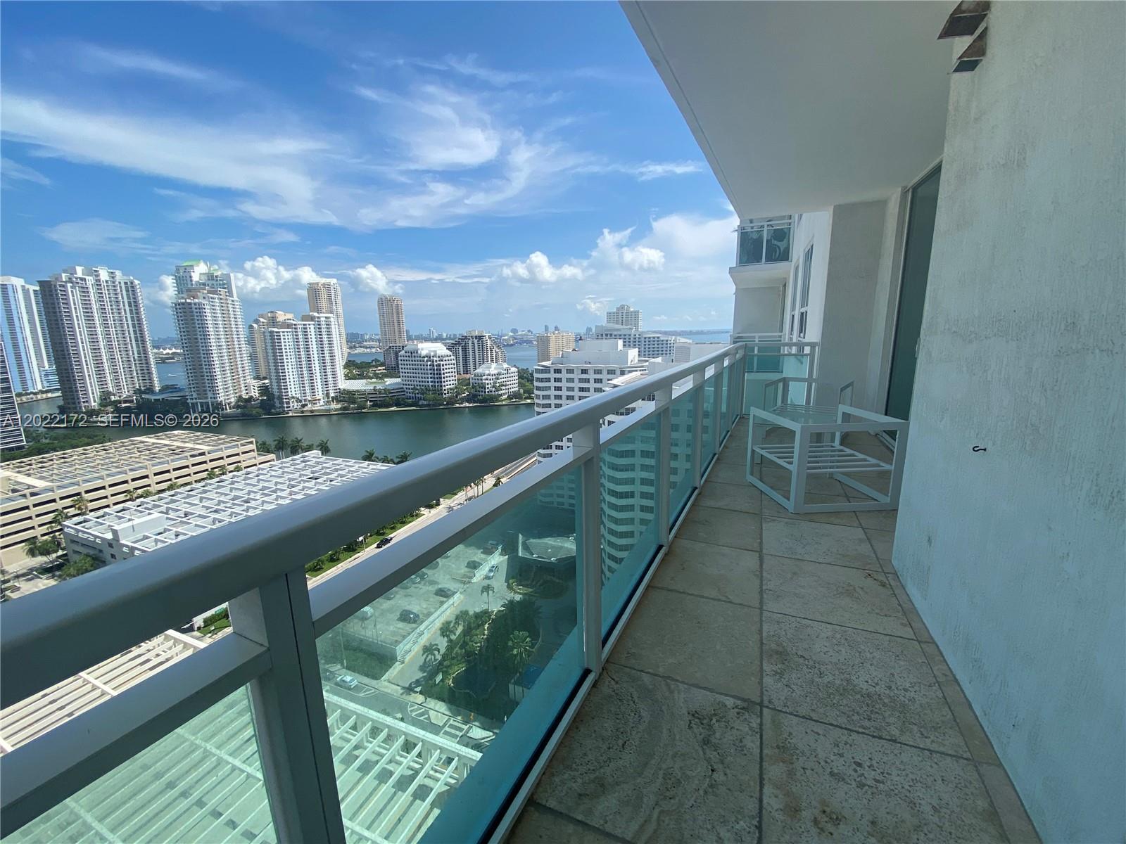 THE PLAZA 851 BRICKELL CO - Residential