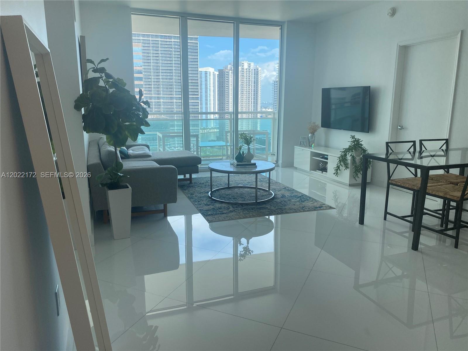THE PLAZA 851 BRICKELL CO - Residential