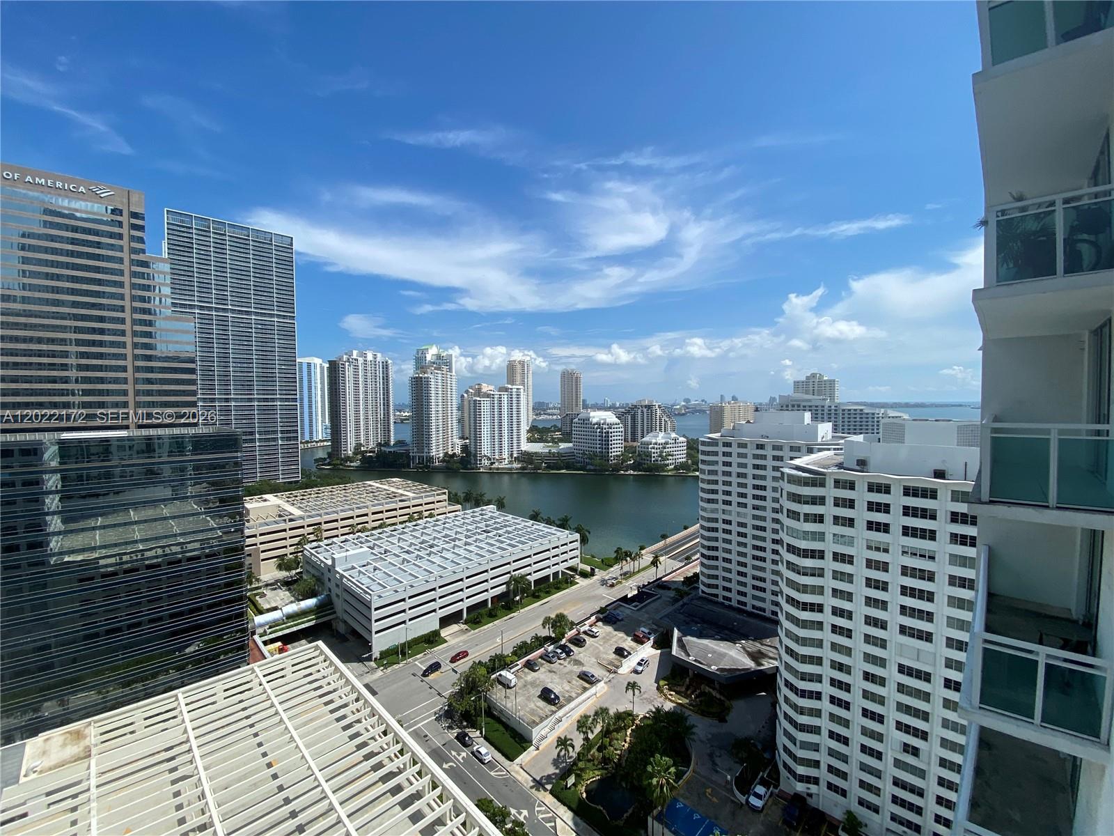 THE PLAZA 851 BRICKELL CO - Residential