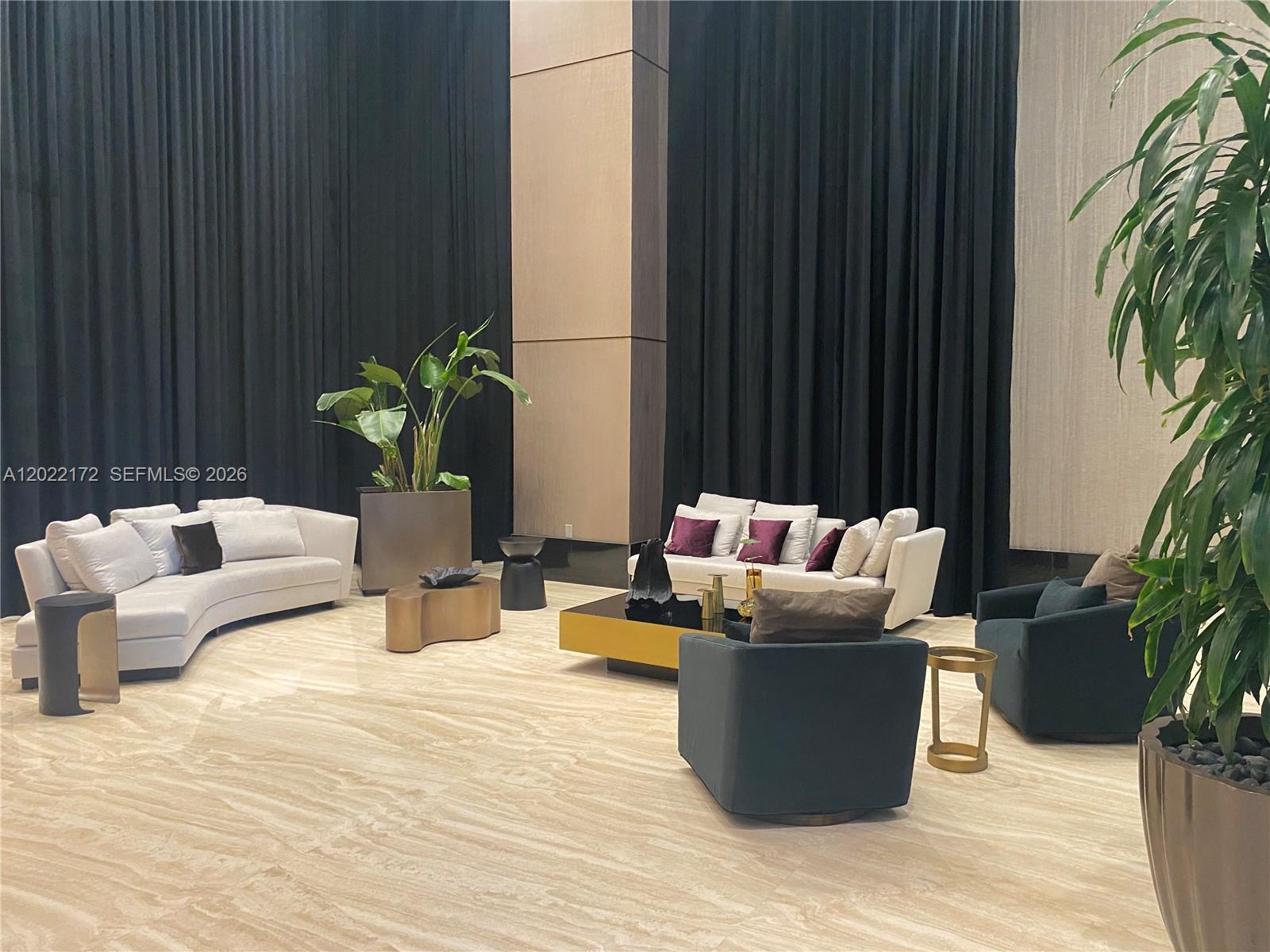 950 Brickell Bay Dr 2206